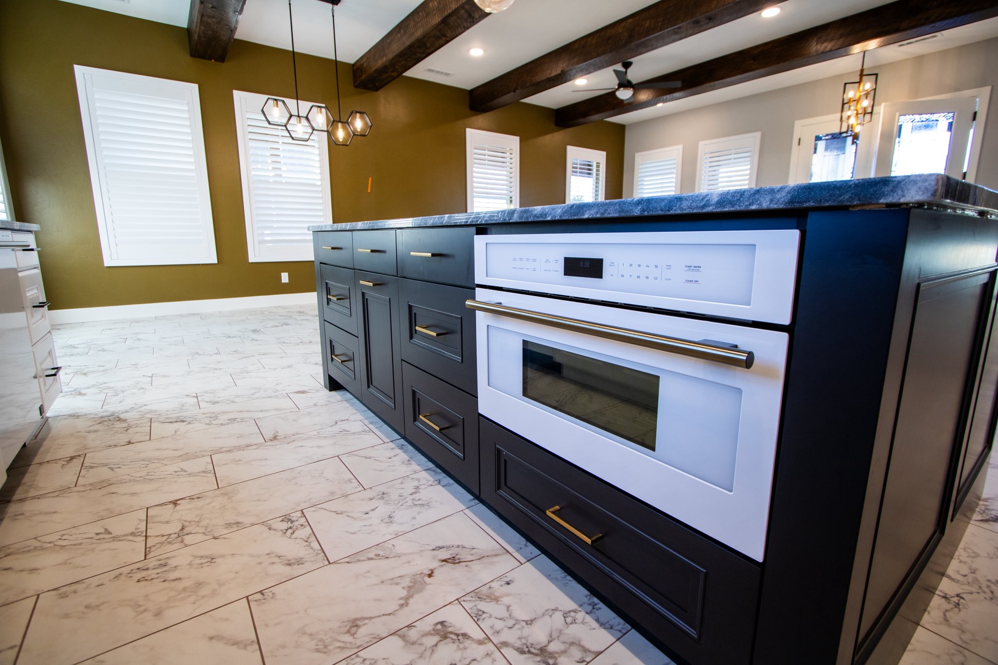 Kanab construction kitchen custom build